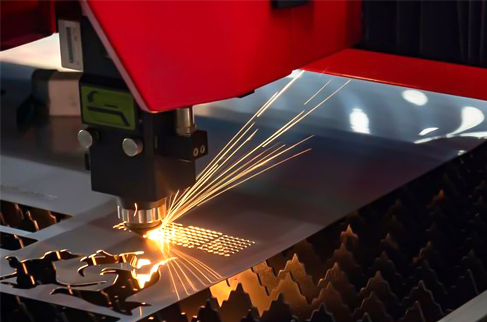 Why Laser-Cutting is the Preferred Solution to Accelerate Your New Product Development
